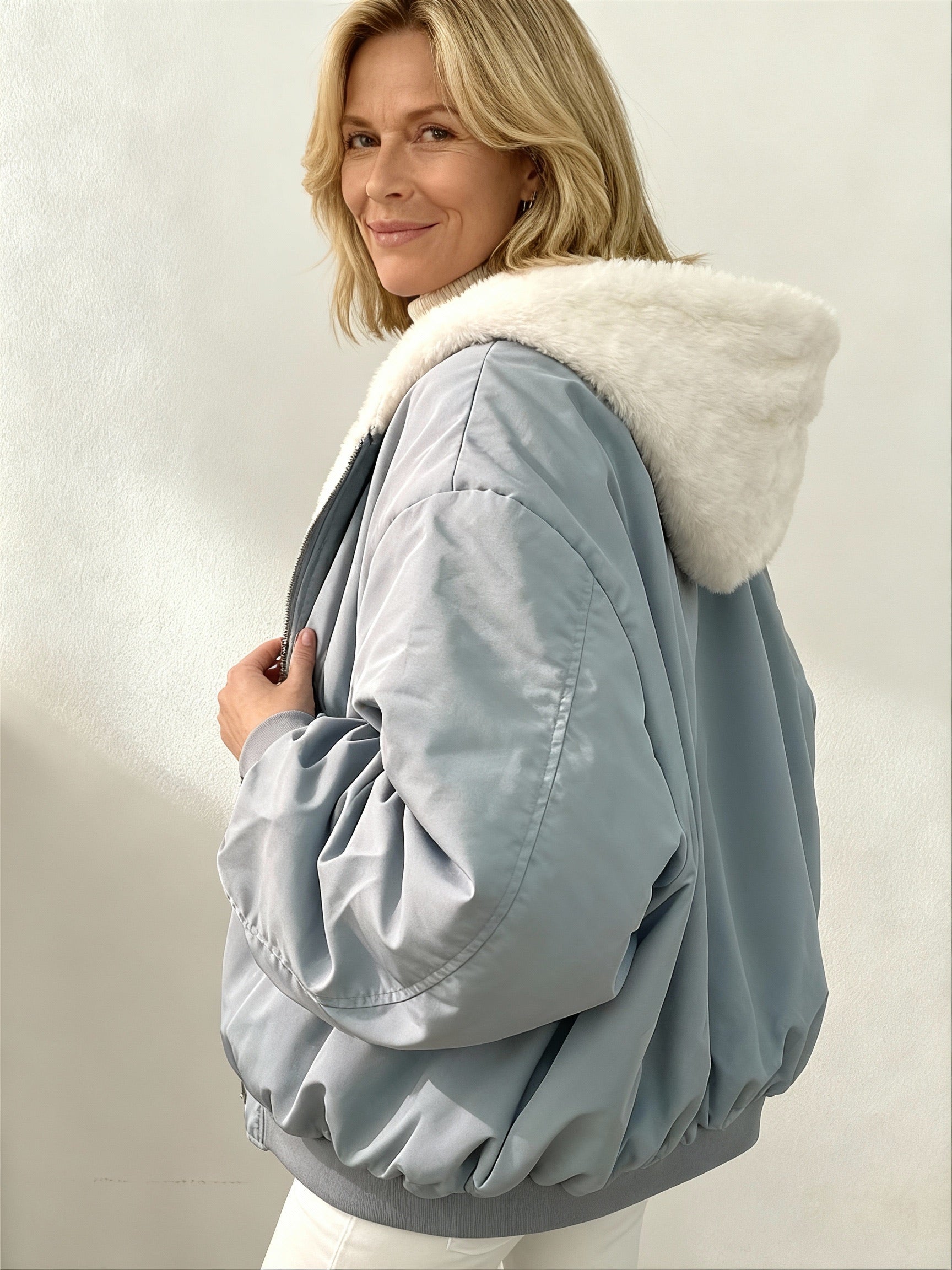 the léa cocoon bomber